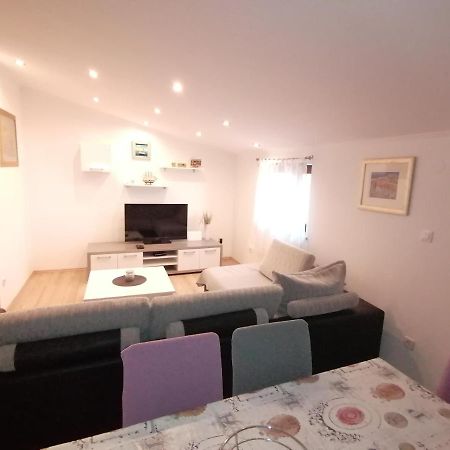 Apartman Superba A1 ชิเบนิก ภายนอก รูปภาพ
